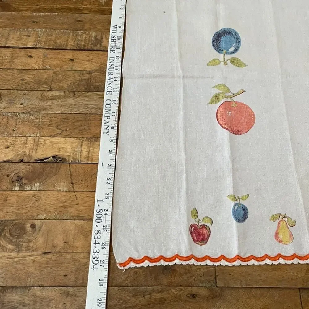 Vintage Linen Kitchen Tea Towel Printed Fruit Motif Scallop Decorative Trim